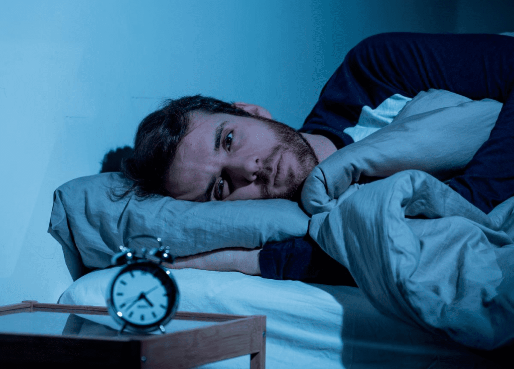 Insomnio: 10 consejos para combatirlo y dormir mejor - Buena Vida Tips